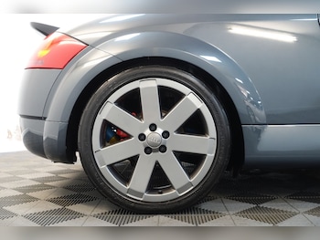 Used Audi TT 2004 for sale - 76539730: Photo