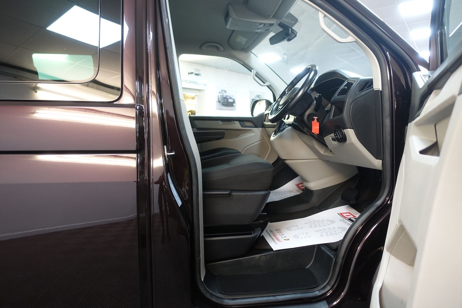 Used Volkswagen Transporter 2016 for sale - 76327976: Photo 17
