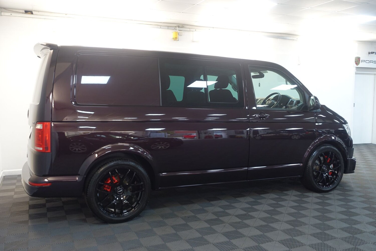 Used Volkswagen Transporter 2016 for sale - 76327976: Photo 76