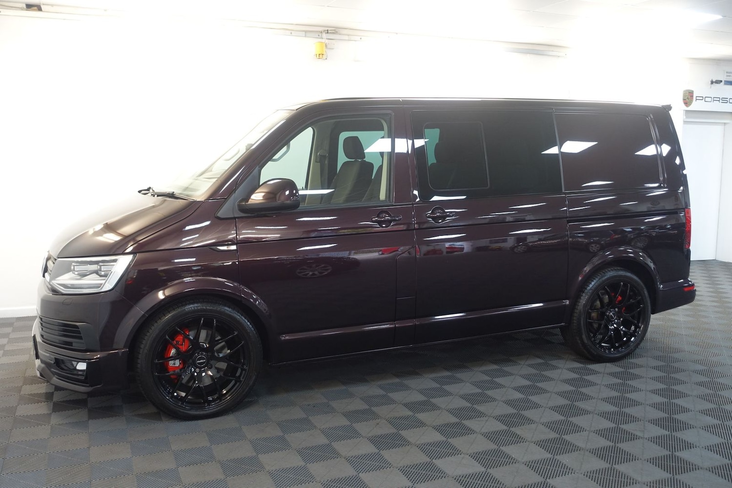 Used Volkswagen Transporter 2016 for sale - 76327976: Photo 82