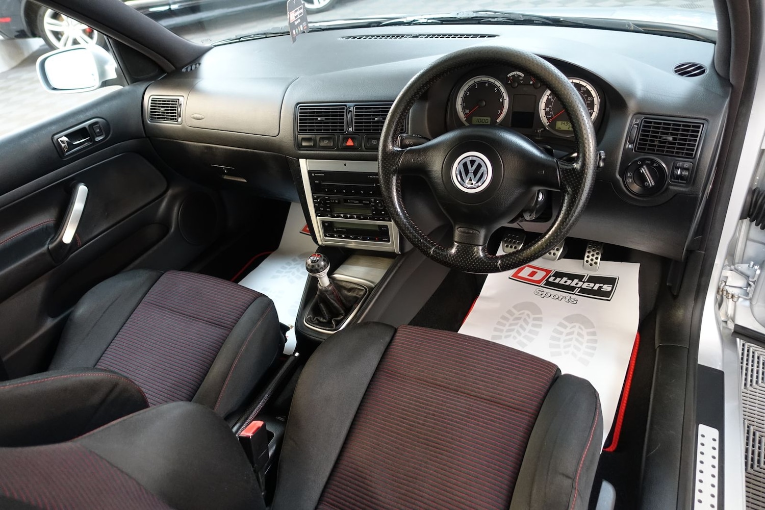 Used Volkswagen Golf 2002 for sale - 77102695: Photo 17
