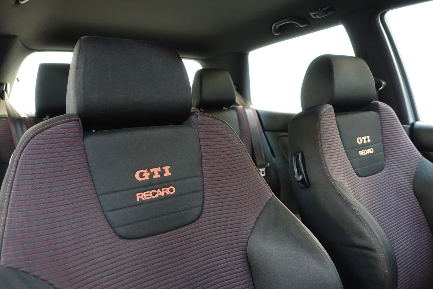 Used Volkswagen Golf 2002 for sale - 77102695: Photo 31