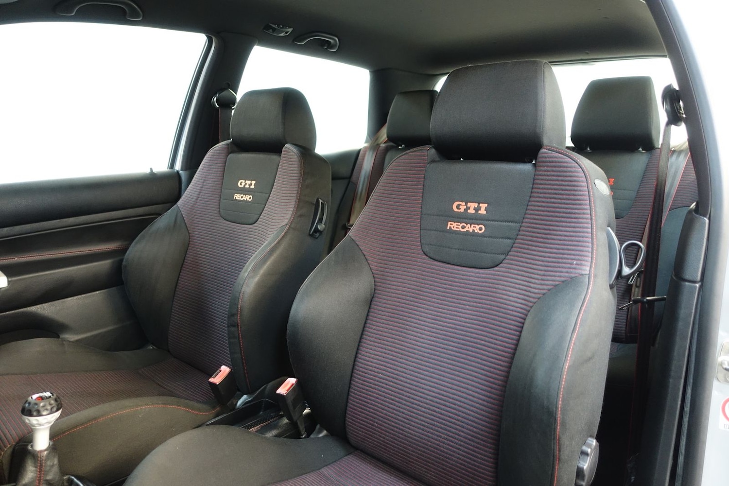 Used Volkswagen Golf 2002 for sale - 77102695: Photo 36