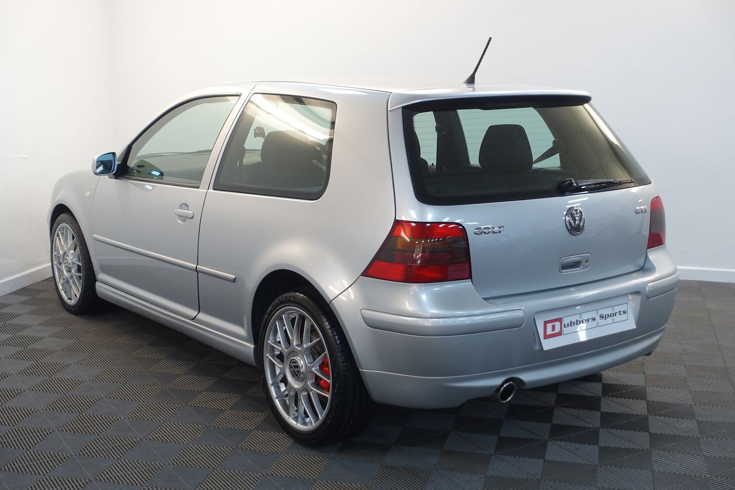 Used Volkswagen Golf 2002 for sale - 77102695: Photo 86