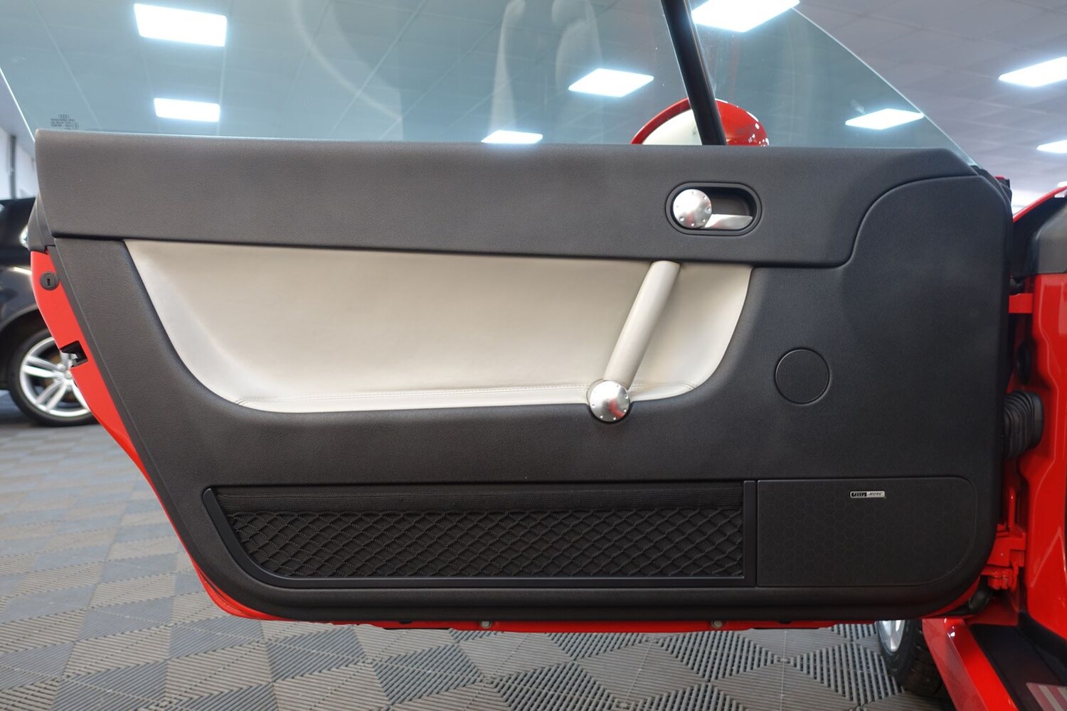 Used Audi TT 2004 for sale - 78206837: Photo 32