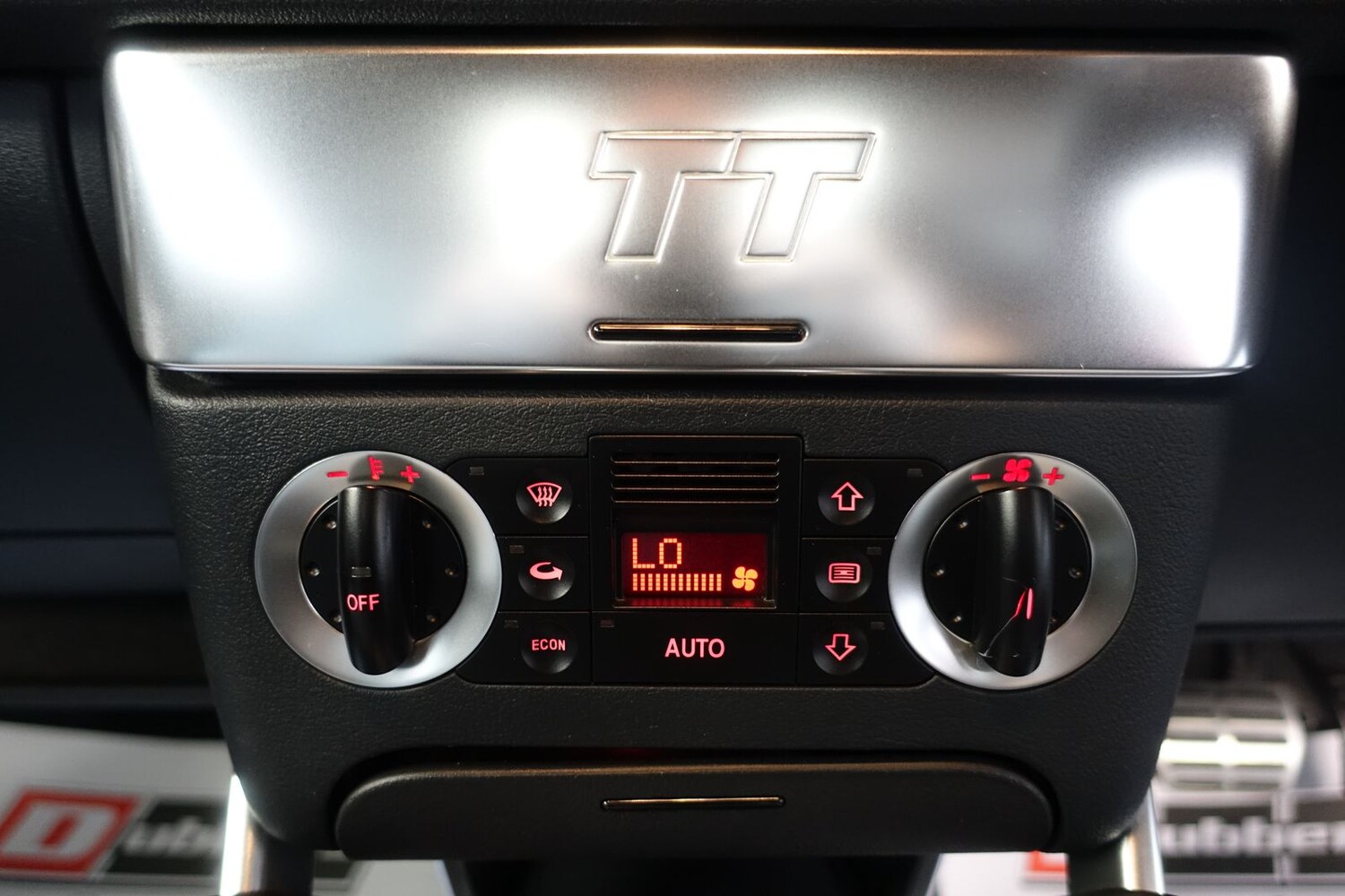 Used Audi TT 2004 for sale - 78206837: Photo 34