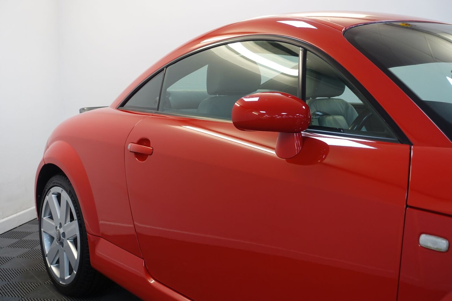 Used Audi TT 2004 for sale - 78206837: Photo 98