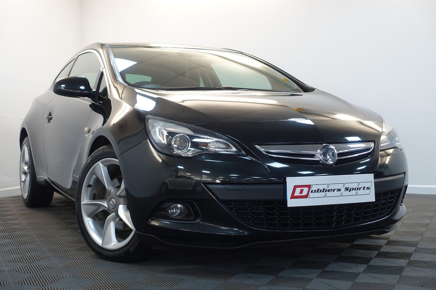 Used Vauxhall Astra GTC 2012 for sale - 76389992: Photo 1