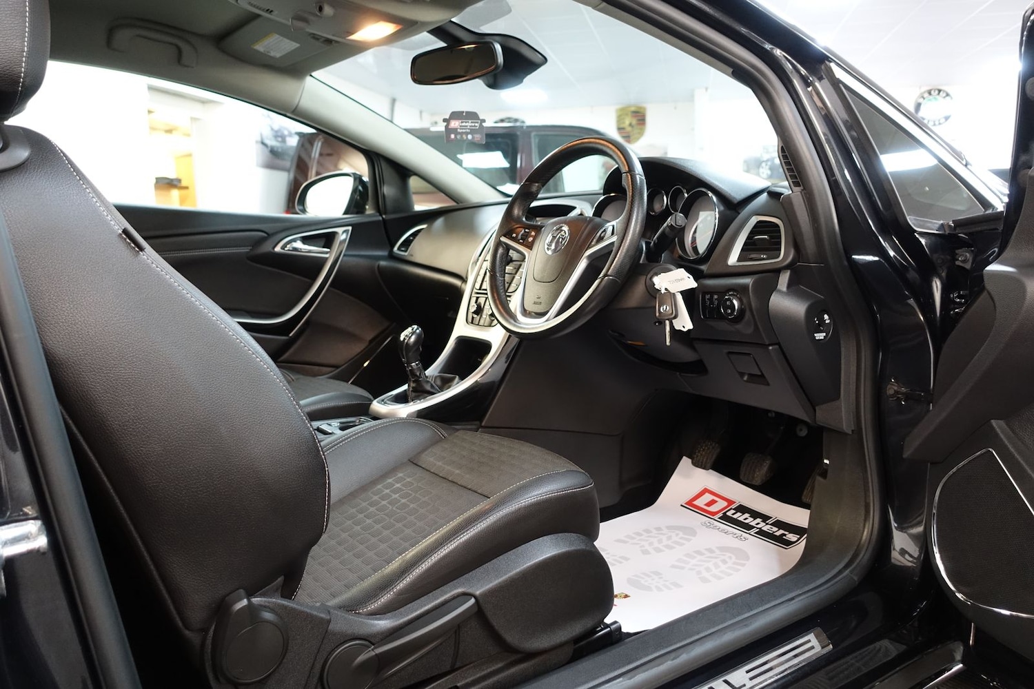 Used Vauxhall Astra GTC 2012 for sale - 76389992: Photo 14