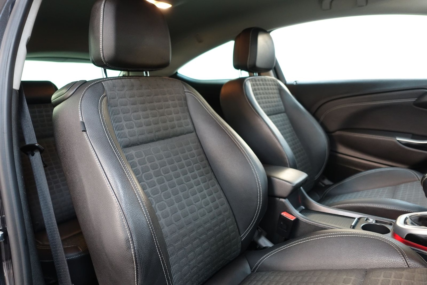 Used Vauxhall Astra GTC 2012 for sale - 76389992: Photo 21