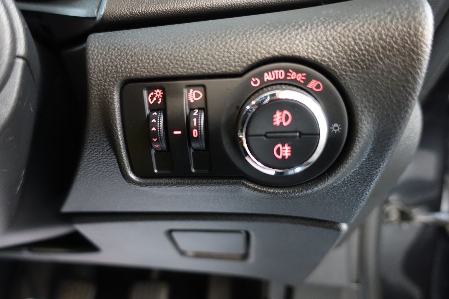 Used Vauxhall Astra GTC 2012 for sale - 76389992: Photo 23