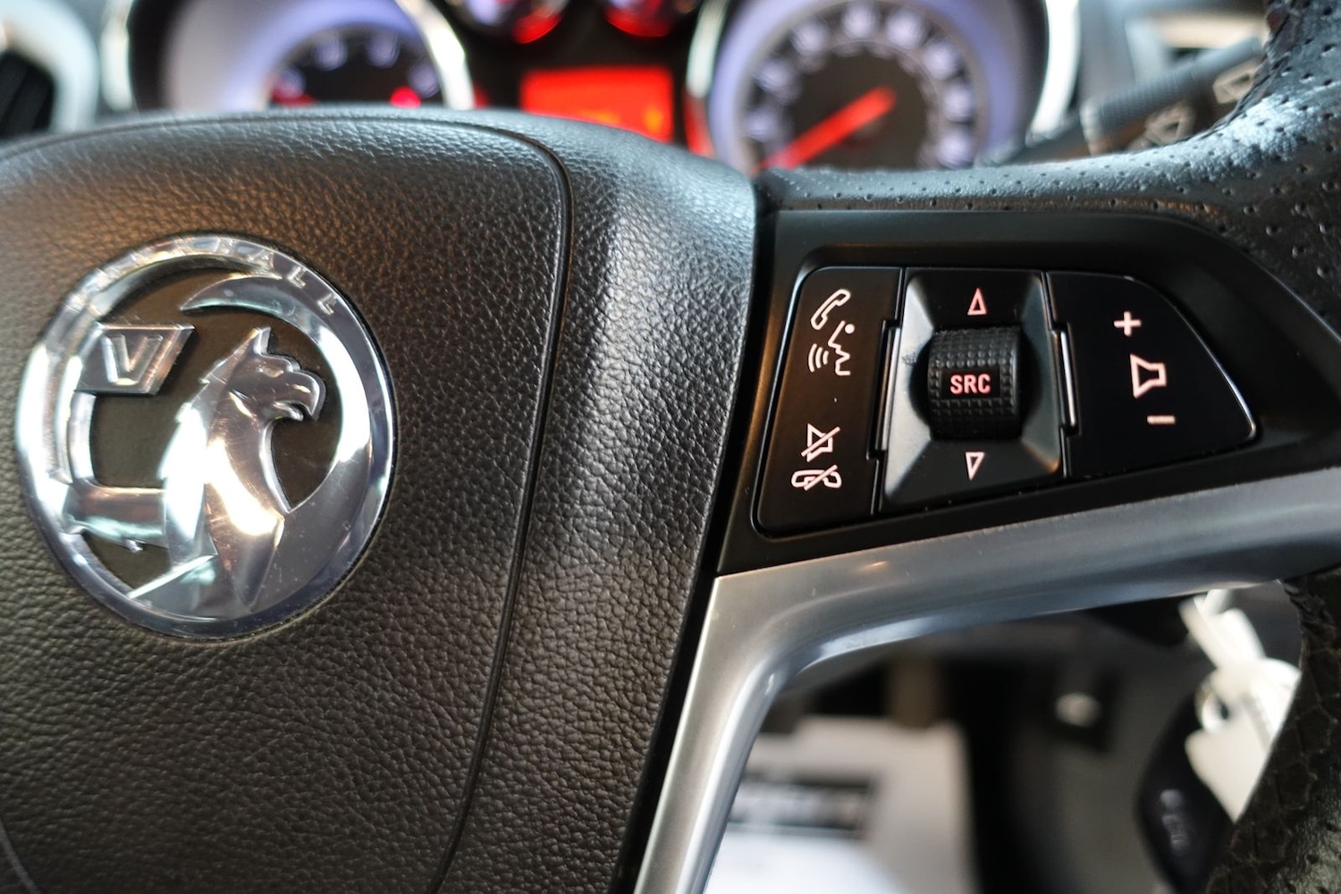 Used Vauxhall Astra GTC 2012 for sale - 76389992: Photo 25