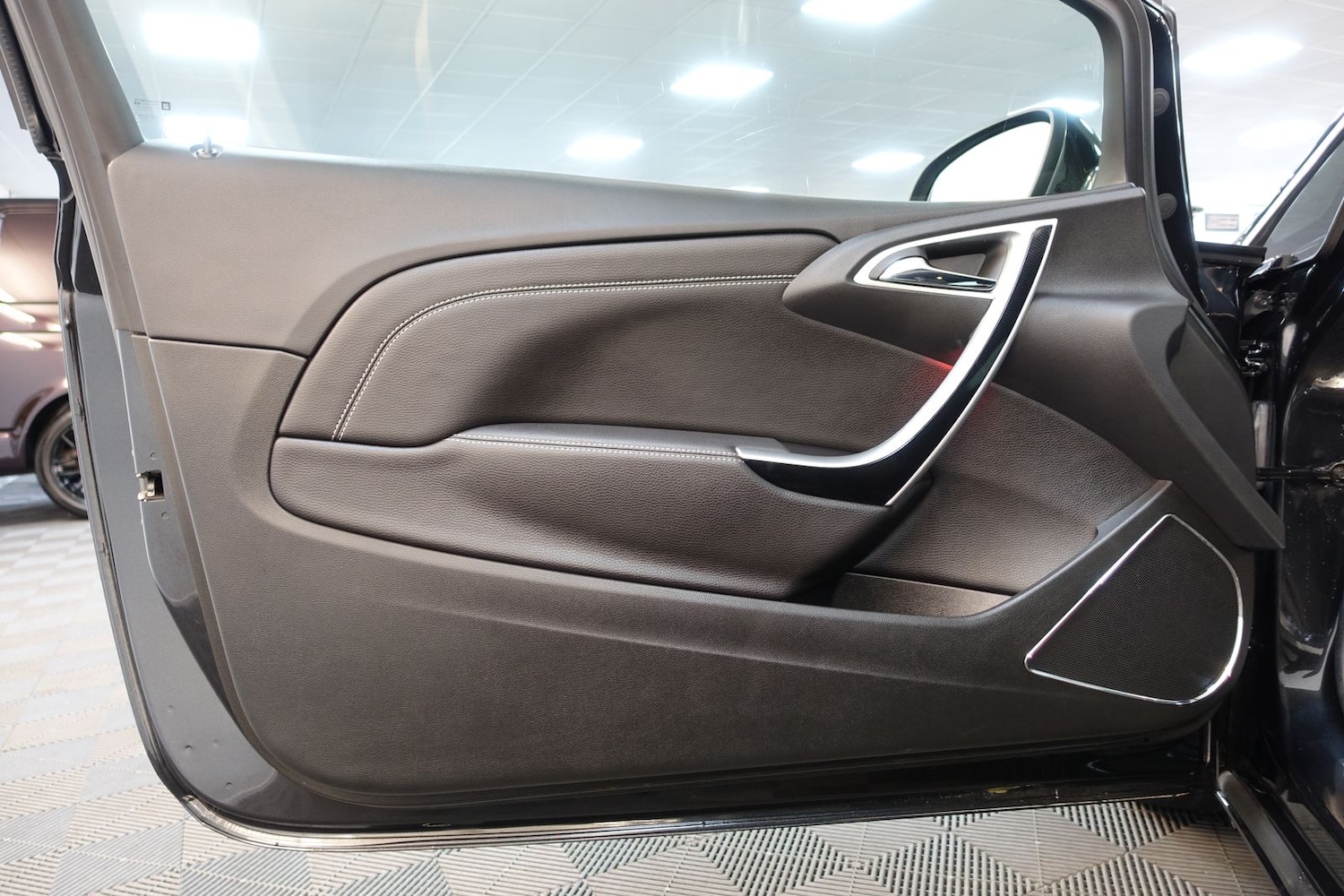 Used Vauxhall Astra GTC 2012 for sale - 76389992: Photo 44