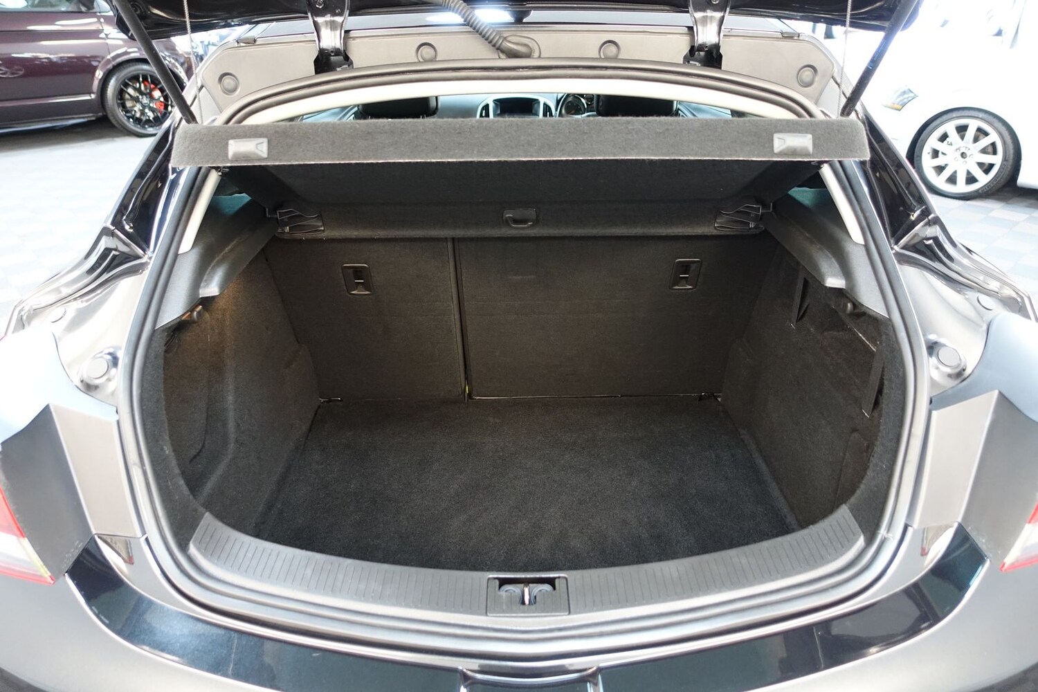 Used Vauxhall Astra GTC 2012 for sale - 76389992: Photo 50