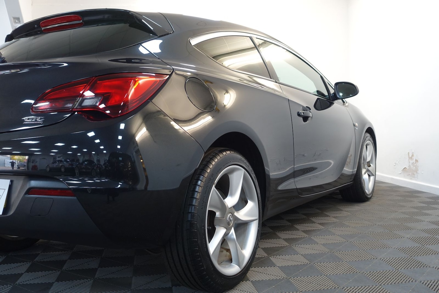 Used Vauxhall Astra GTC 2012 for sale - 76389992: Photo 6