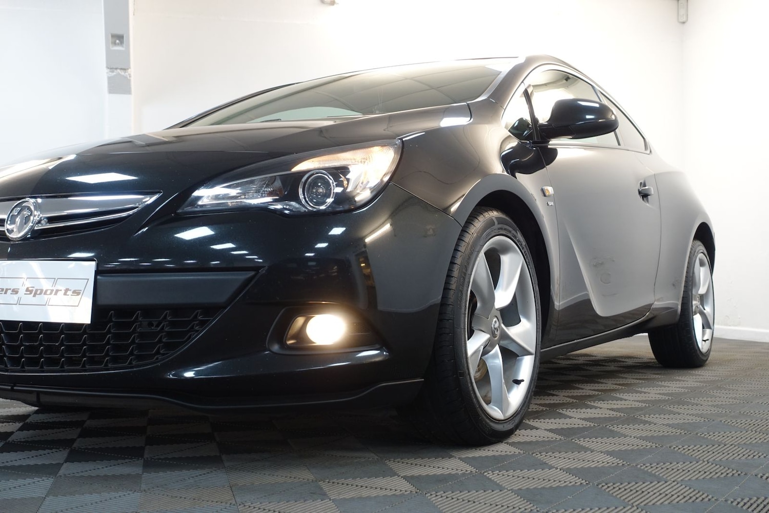 Used Vauxhall Astra GTC 2012 for sale - 76389992: Photo 75
