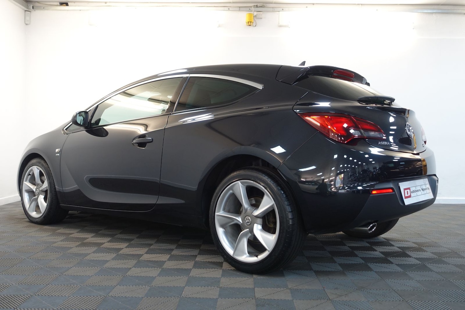Used Vauxhall Astra GTC 2012 for sale - 76389992: Photo 86