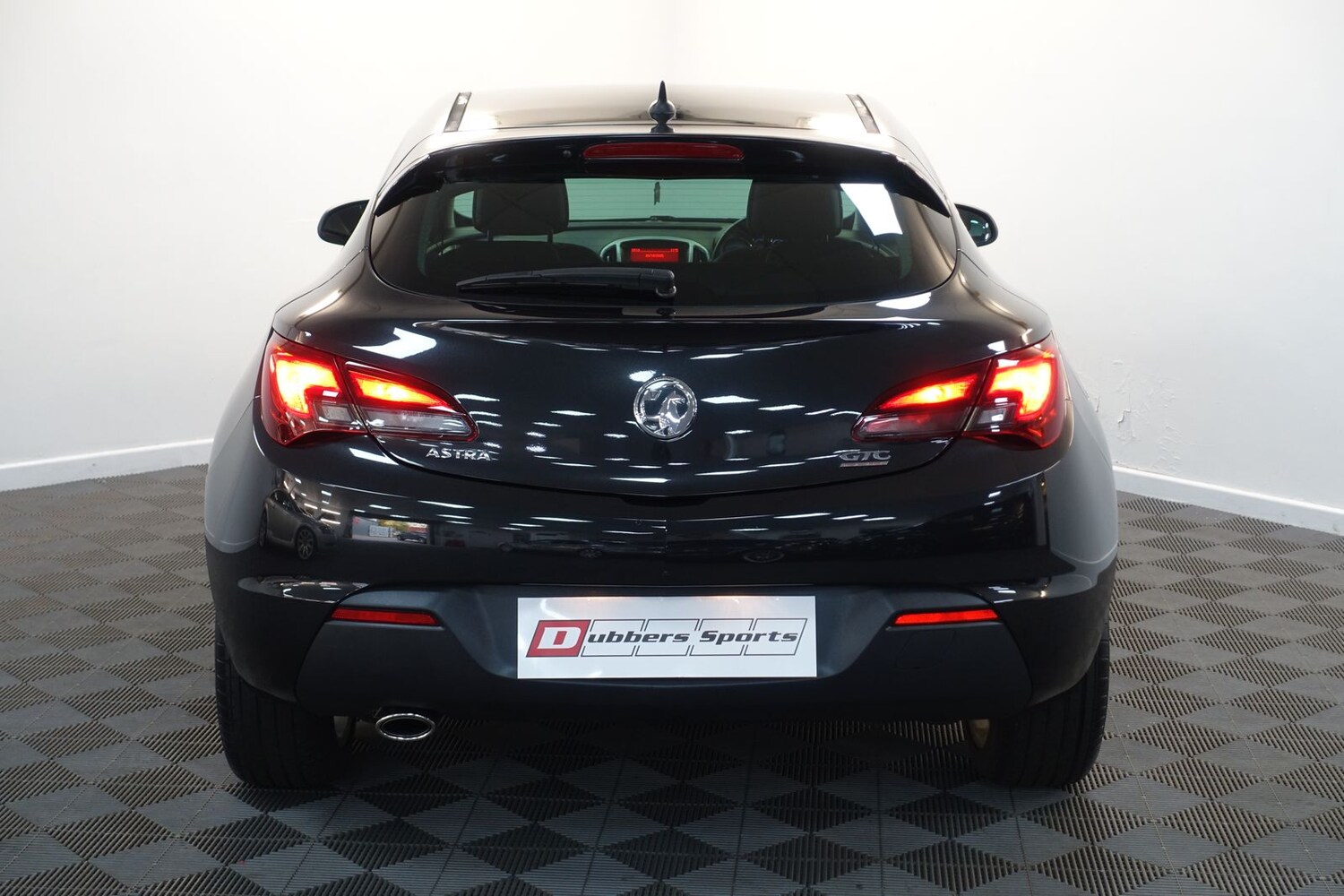 Used Vauxhall Astra GTC 2012 for sale - 76389992: Photo 92