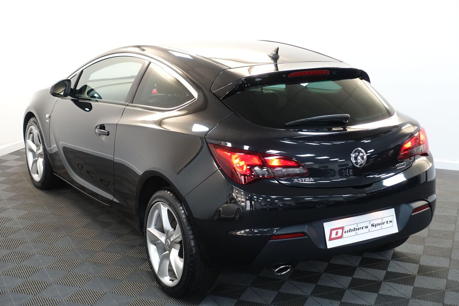 Used Vauxhall Astra GTC 2012 for sale - 76389992: Photo 94