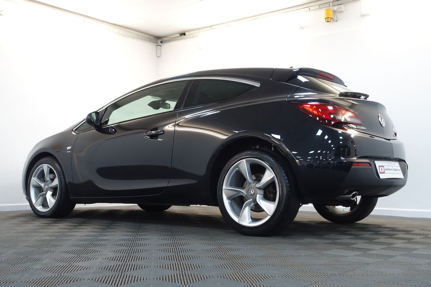 Used Vauxhall Astra GTC 2012 for sale - 76389992: Photo 97