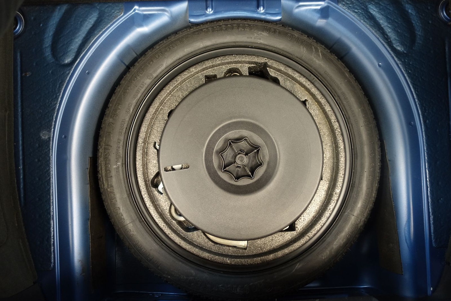 Used Audi TT 2001 for sale - 77634722: Photo 40