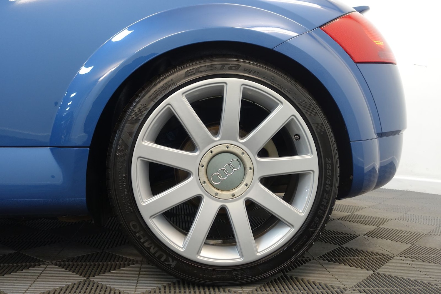 Used Audi TT 2001 for sale - 77634722: Photo 48