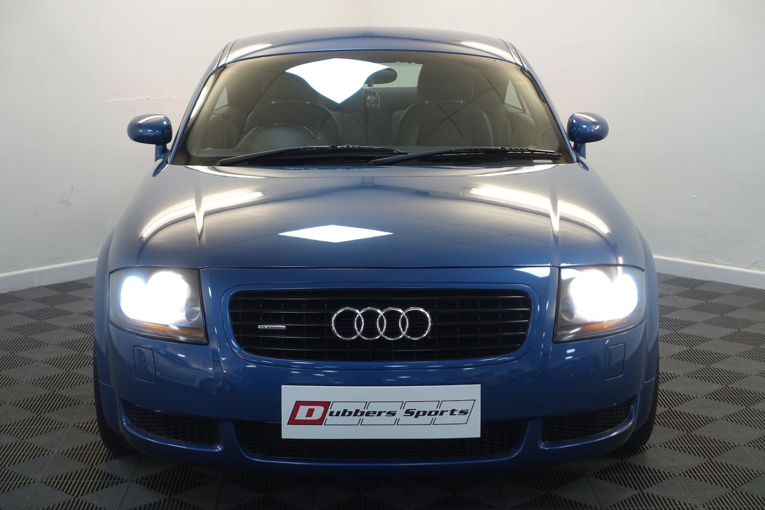 Used Audi TT 2001 for sale - 77634722: Photo 64