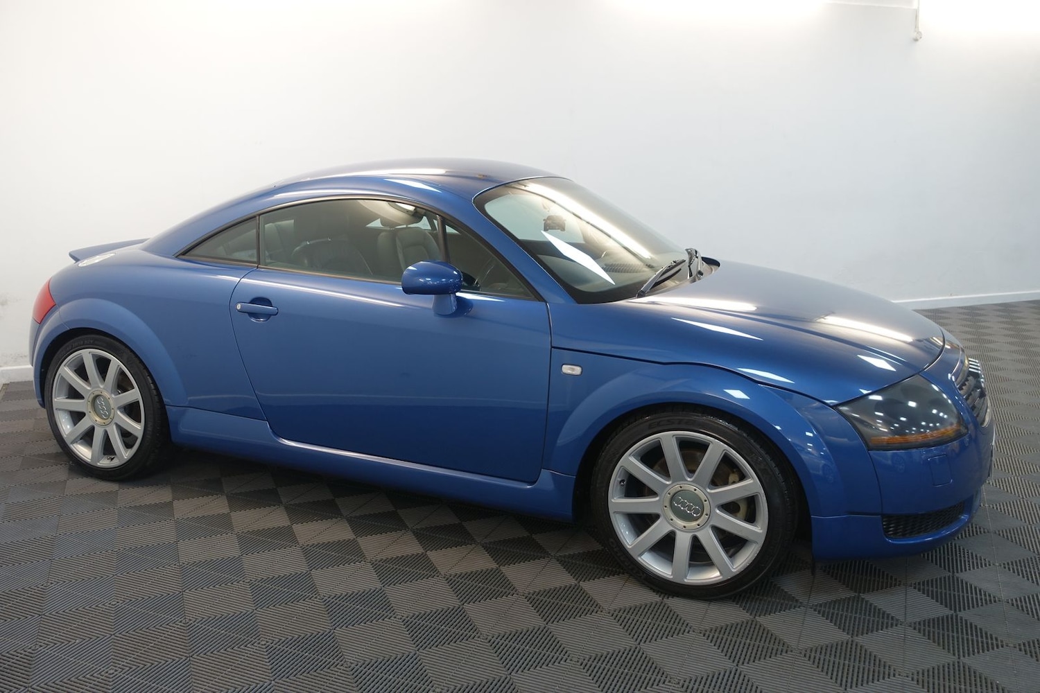 Used Audi TT 2001 for sale - 77634722: Photo 66