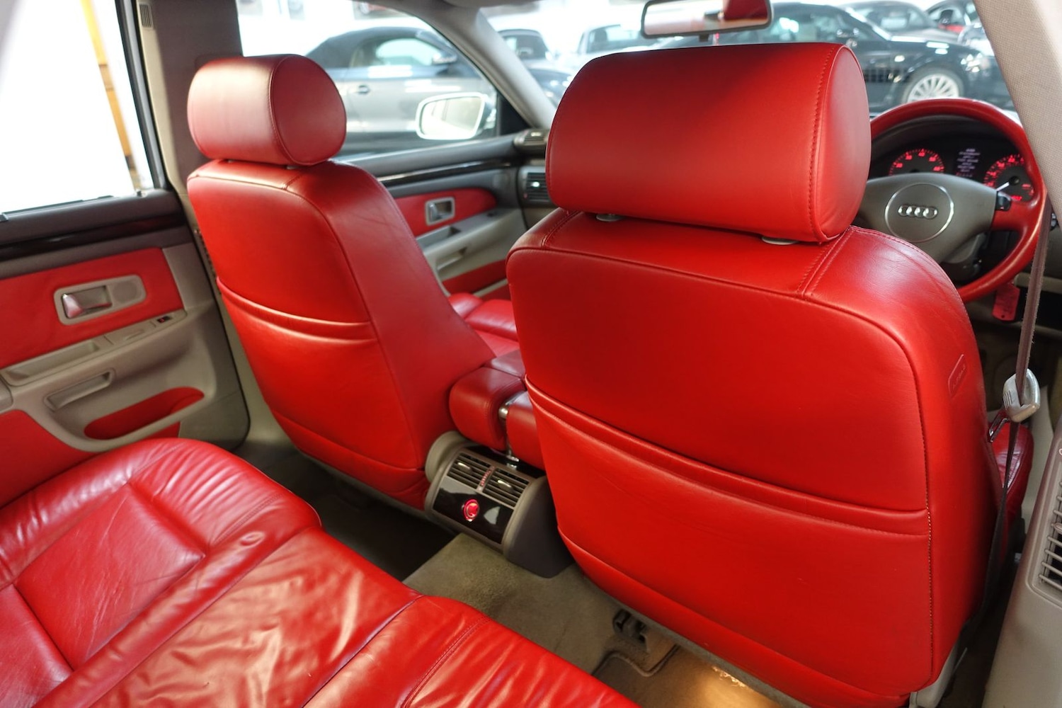 Used Audi S8 2003 for sale - 77102686: Photo 14