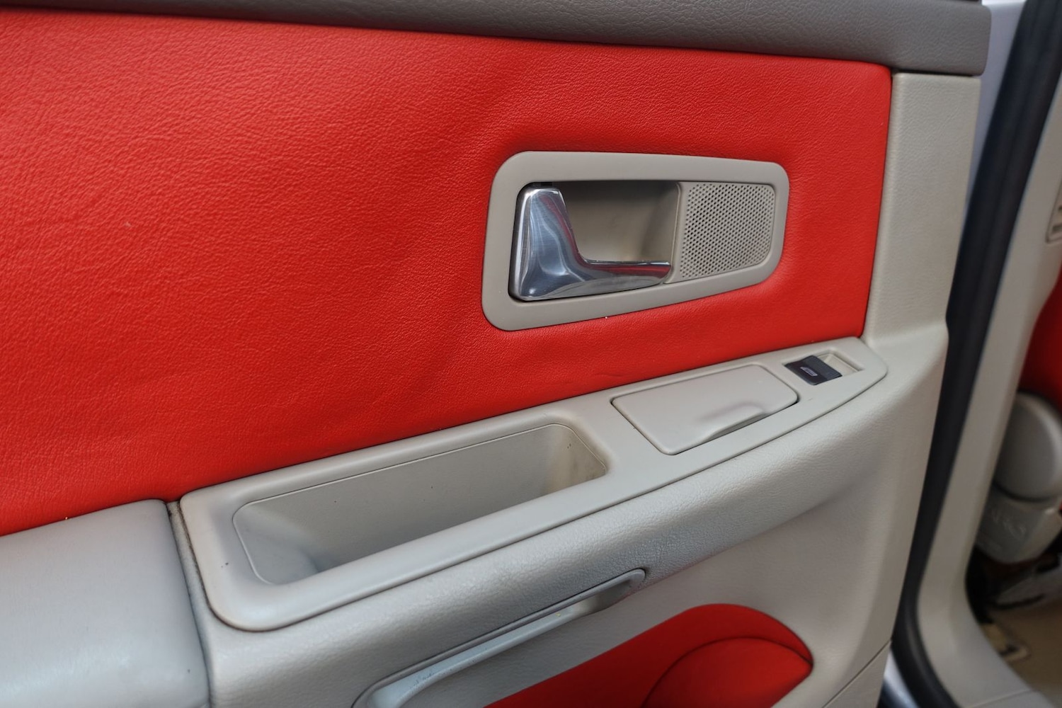 Used Audi S8 2003 for sale - 77102686: Photo 30