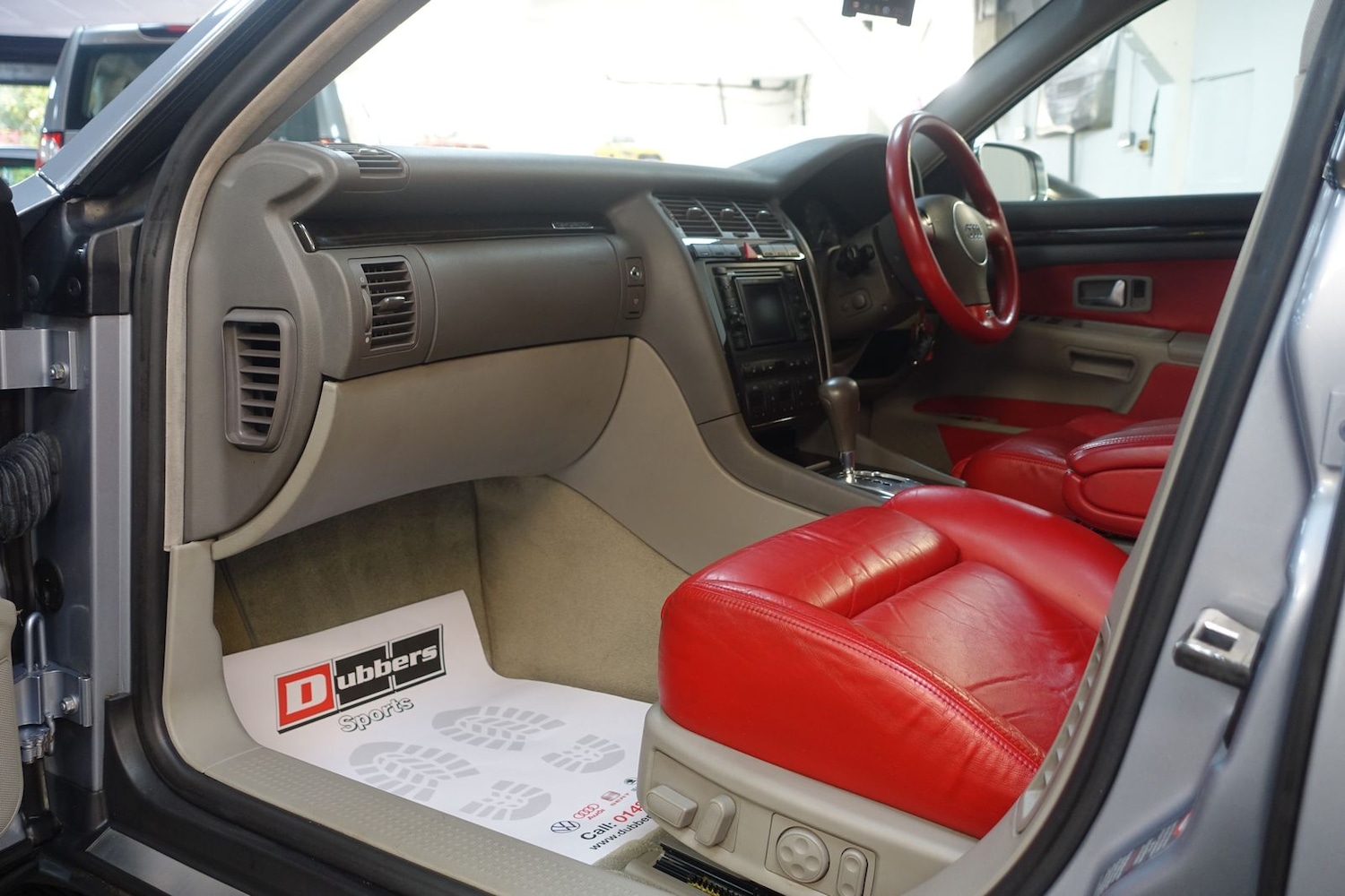 Used Audi S8 2003 for sale - 77102686: Photo 37