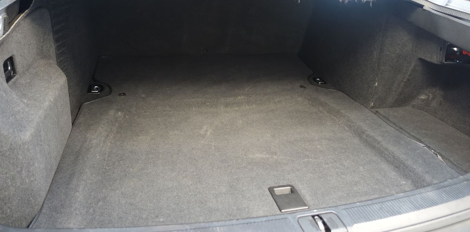 Used Audi S8 2003 for sale - 77102686: Photo 54