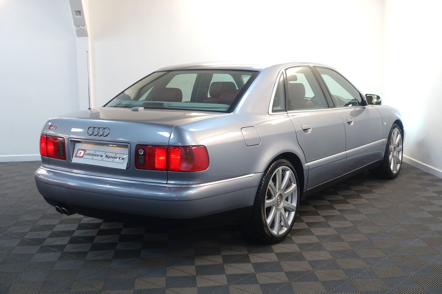 Used Audi S8 2003 for sale - 77102686: Photo 81