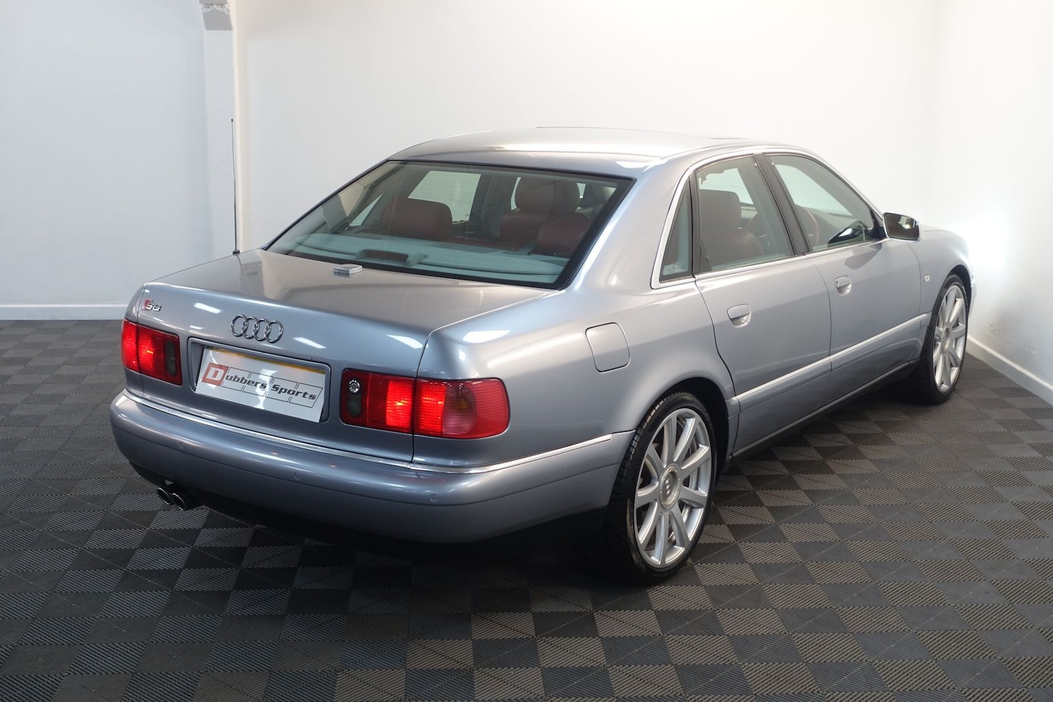 Used Audi S8 2003 for sale - 77102686: Photo 82