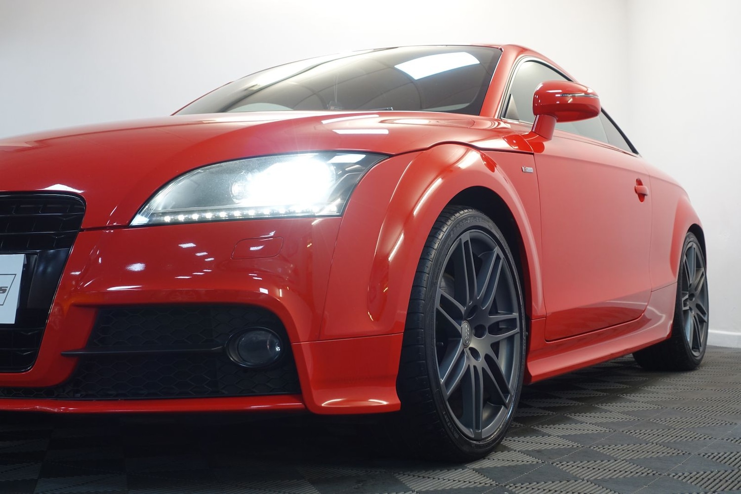 Used Audi TT 2011 for sale - 77102690: Photo 5