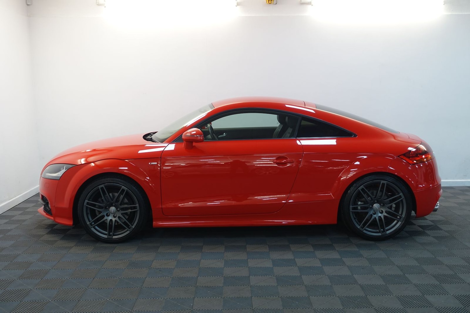 Used Audi TT 2011 for sale - 77102690: Photo 71