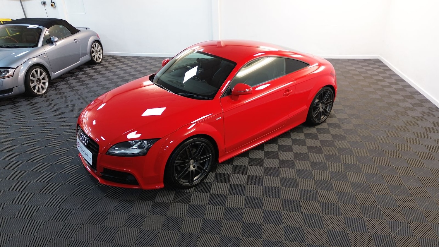 Used Audi TT 2011 for sale - 77102690: Photo 72
