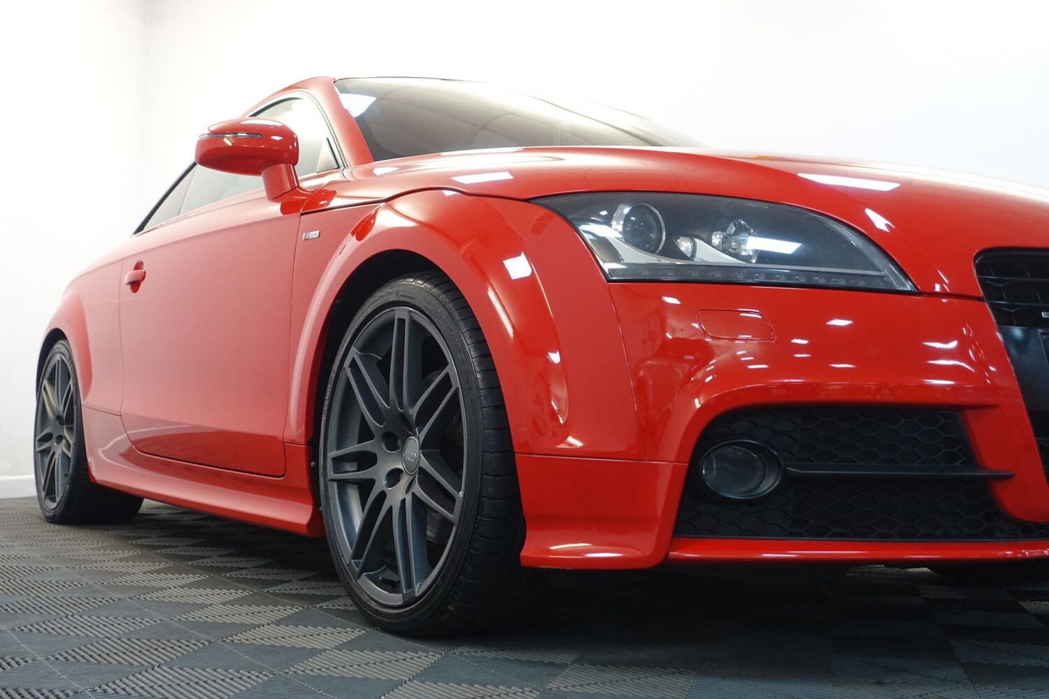 Used Audi TT 2011 for sale - 77102690: Photo 83