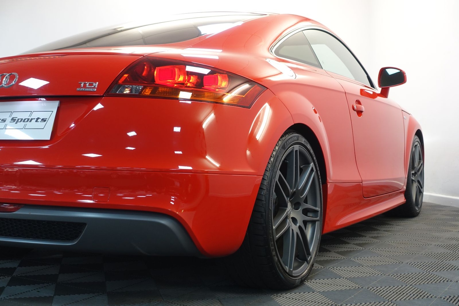 Used Audi TT 2011 for sale - 77102690: Photo 95