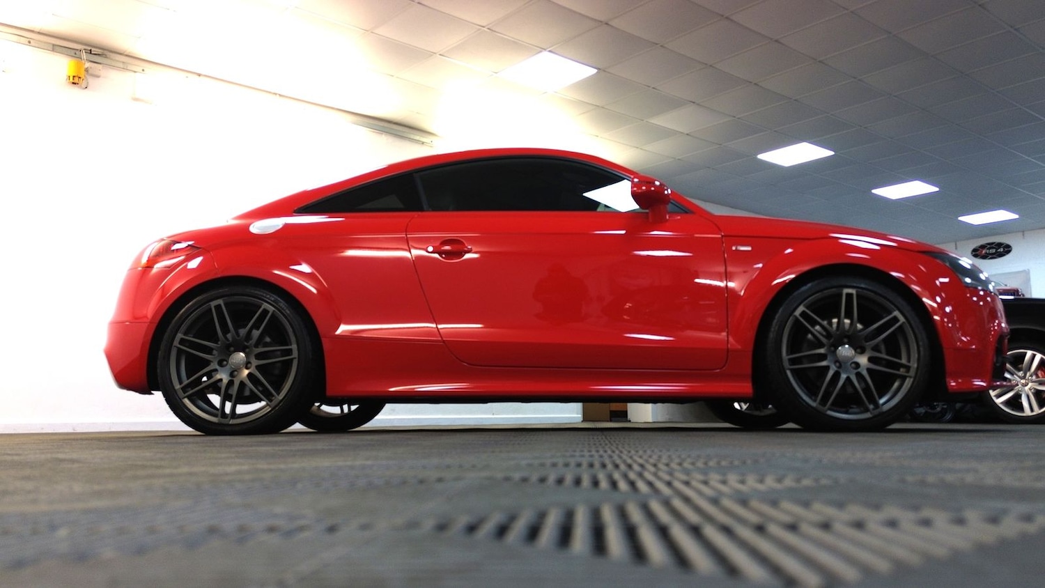 Used Audi TT 2011 for sale - 77102690: Photo 96