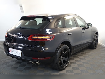 Used Porsche Macan 2016 for sale - 79527211: Photo