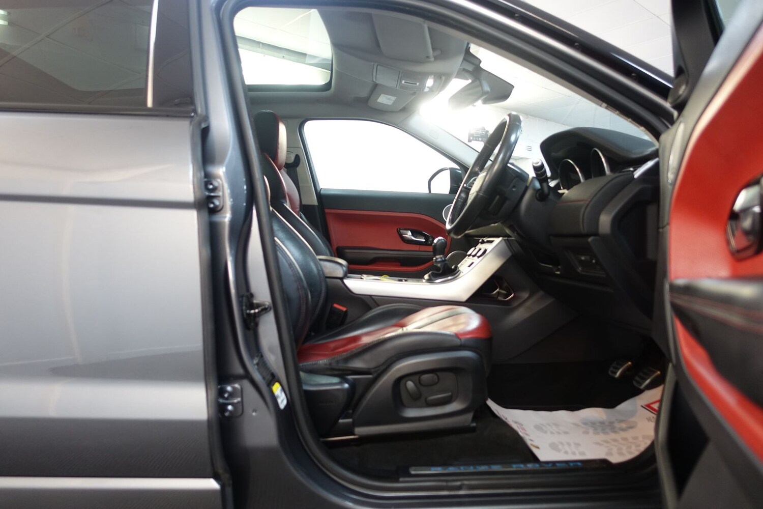 Used Land Rover Range Rover Evoque 2015 for sale - 76124890: Photo 29