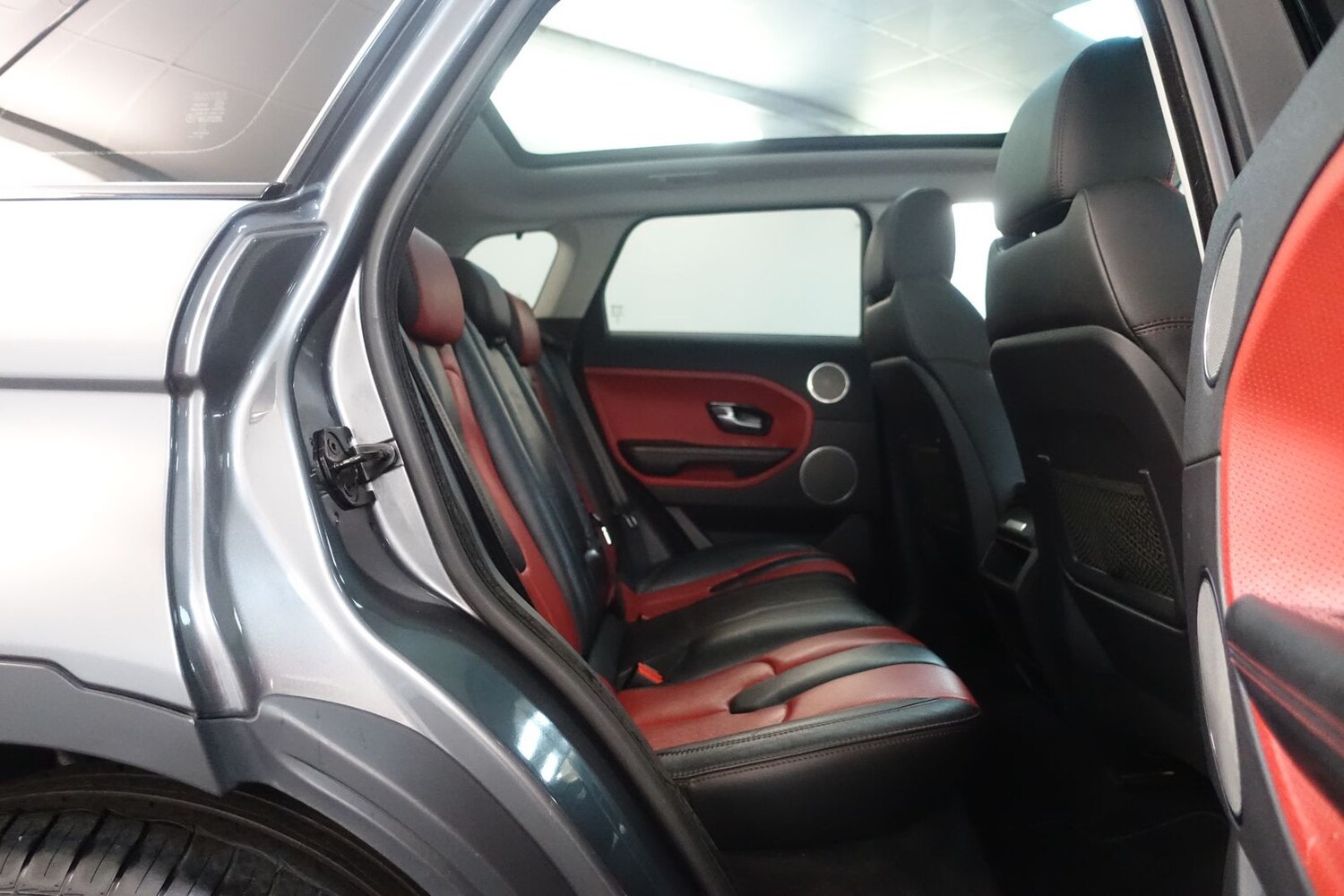 Used Land Rover Range Rover Evoque 2015 for sale - 76124890: Photo 49