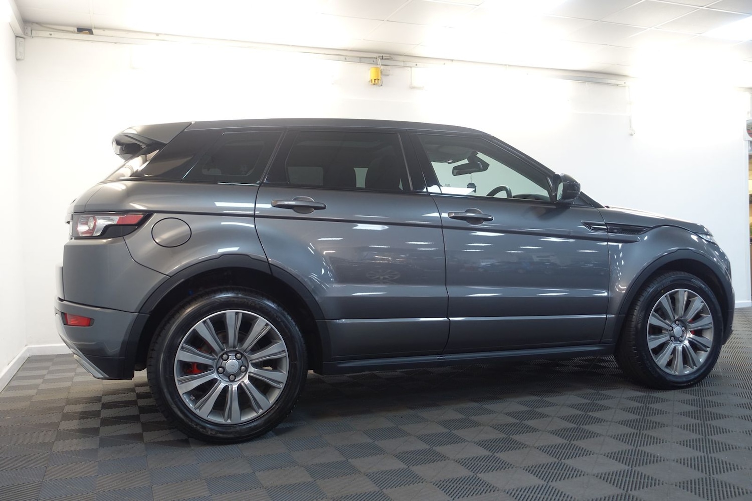 Used Land Rover Range Rover Evoque 2015 for sale - 76124890: Photo 6