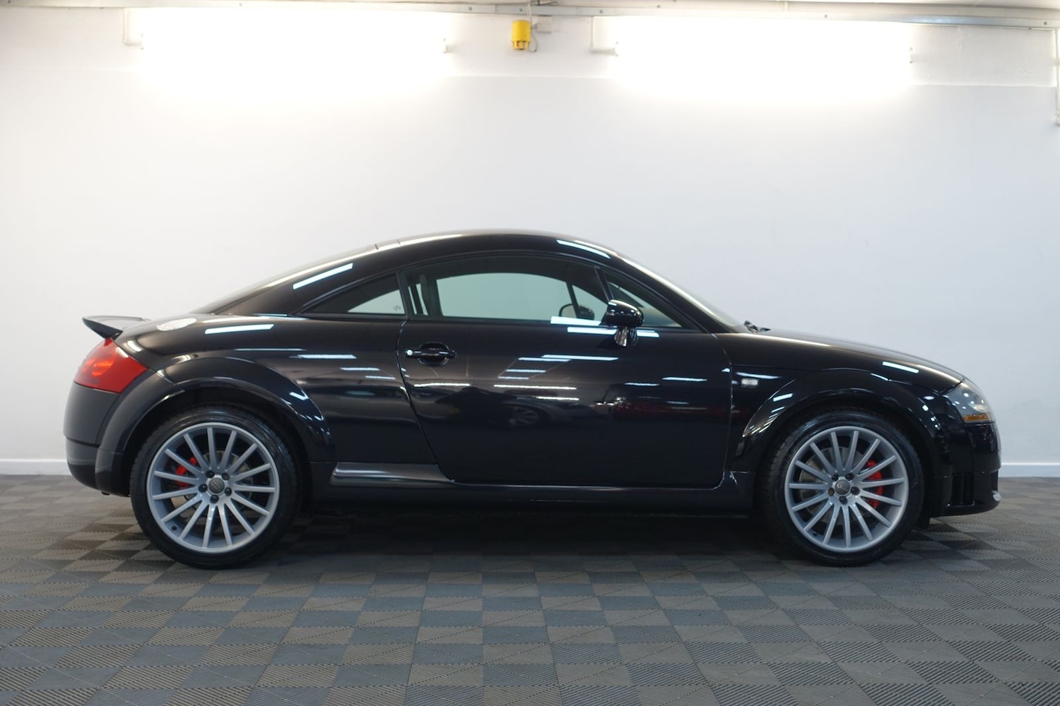 Used Audi TT 2005 for sale - 77102694: Photo 3