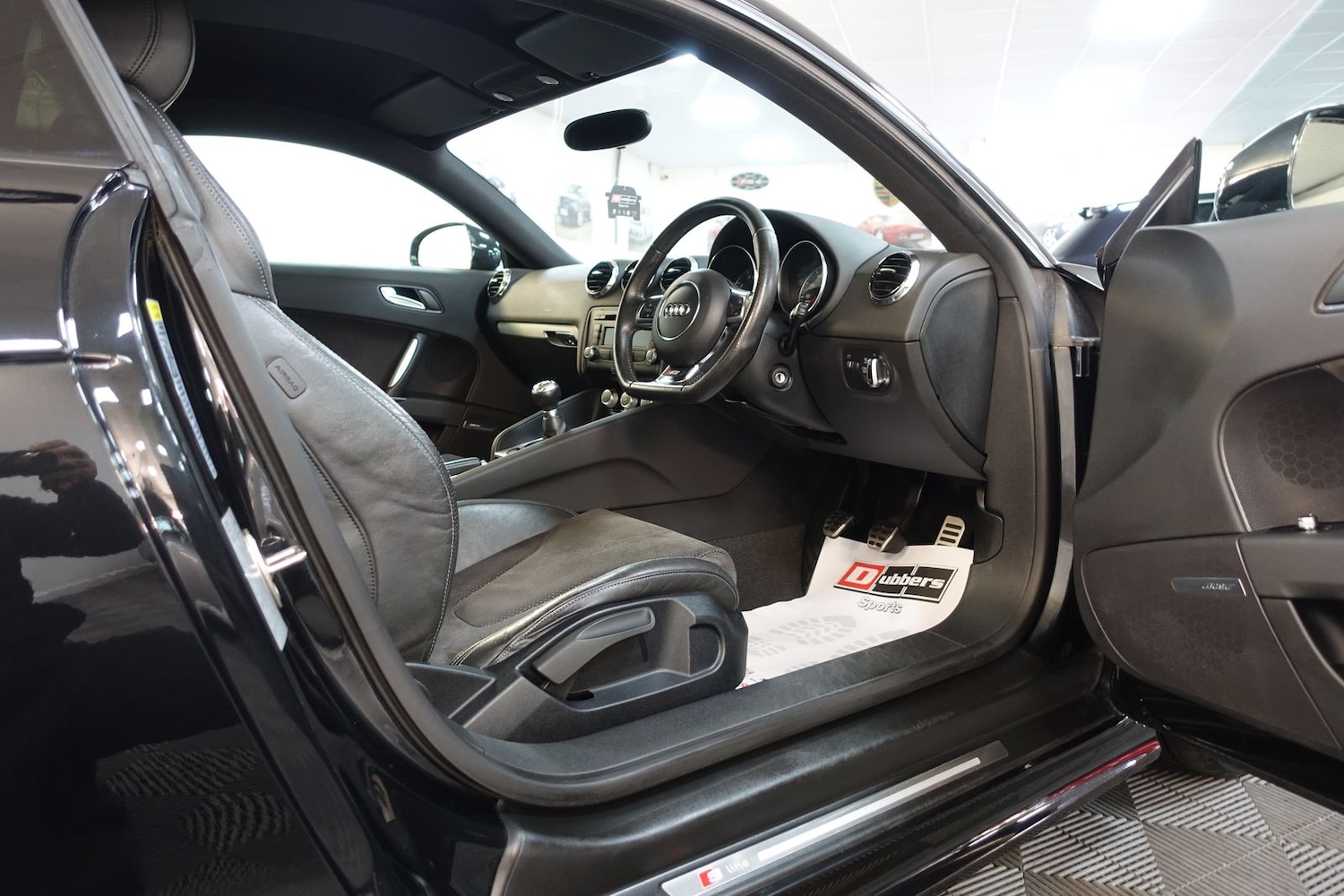 Used Audi TT 2012 for sale - 76888991: Photo 19