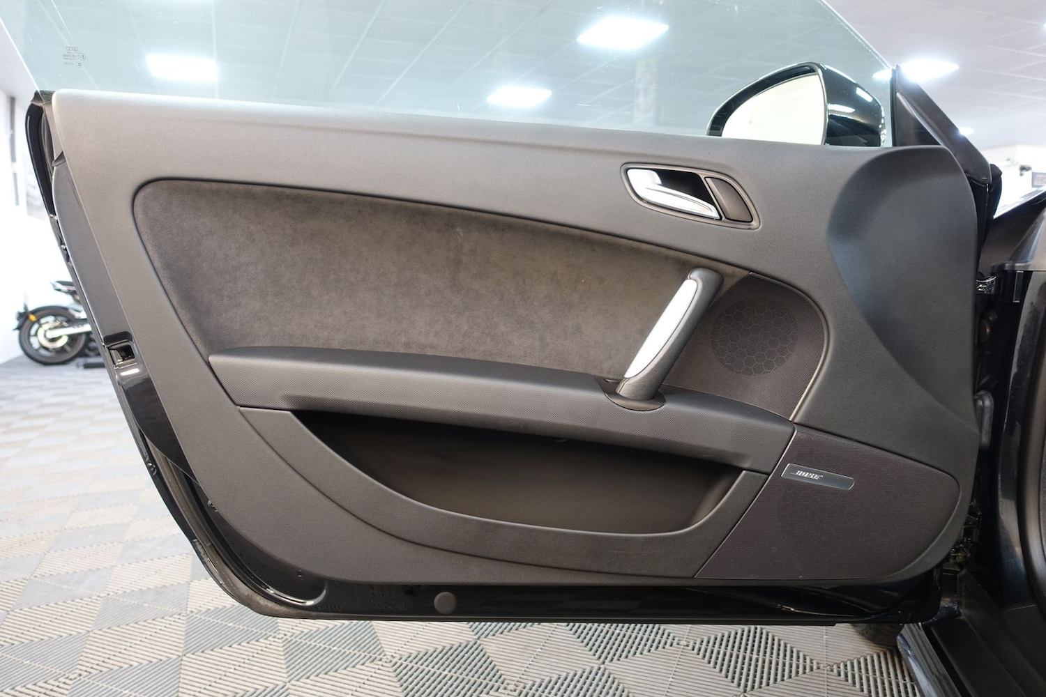 Used Audi TT 2012 for sale - 76888991: Photo 32