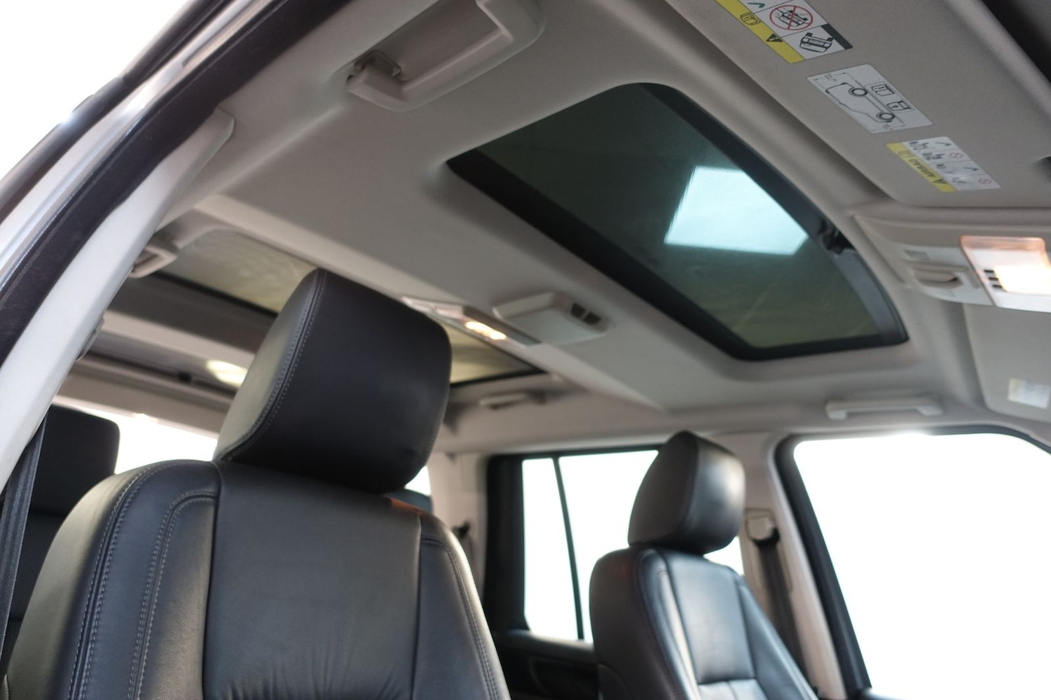 Used Land Rover Discovery 4 2011 for sale - 76232901: Photo 16