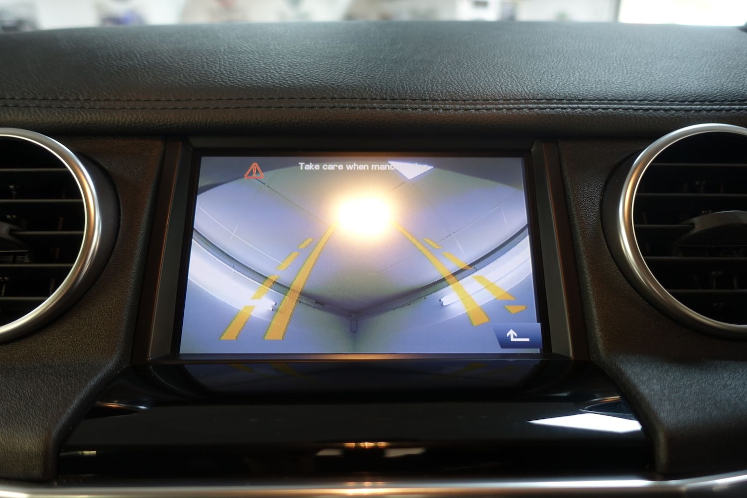 Used Land Rover Discovery 4 2011 for sale - 76232901: Photo 24