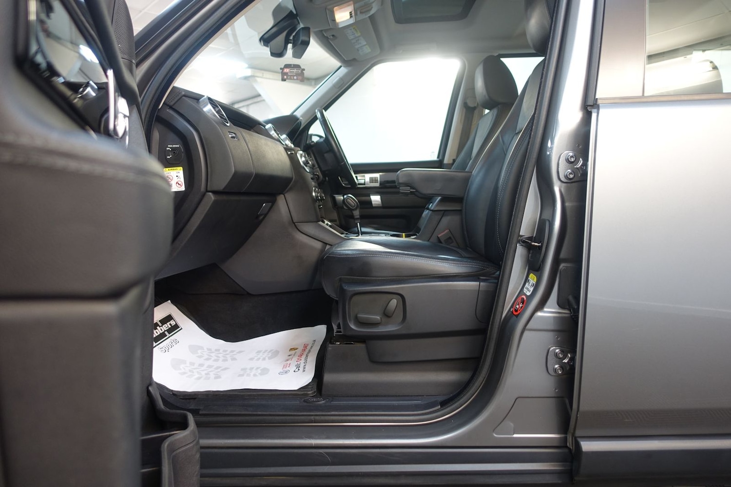 Used Land Rover Discovery 4 2011 for sale - 76232901: Photo 42